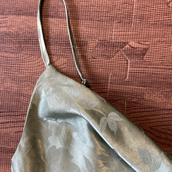 LULU'S SILKY GREEN FLORAL MINI DRESS SIZE XS - Picture 2 of 3